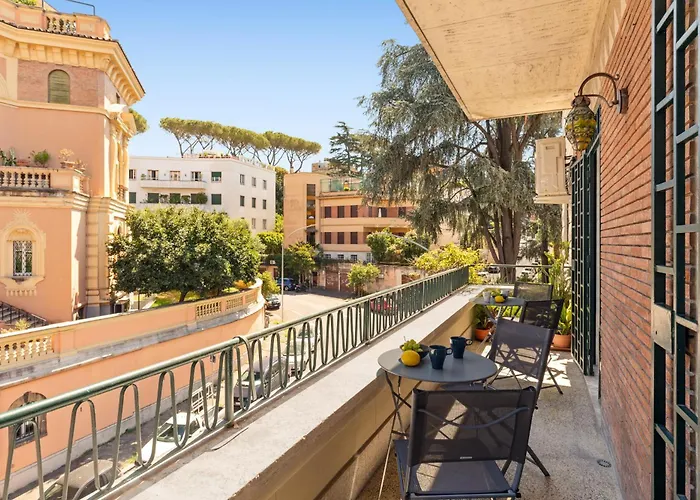 Bright Family 5br In Parioli Apartment